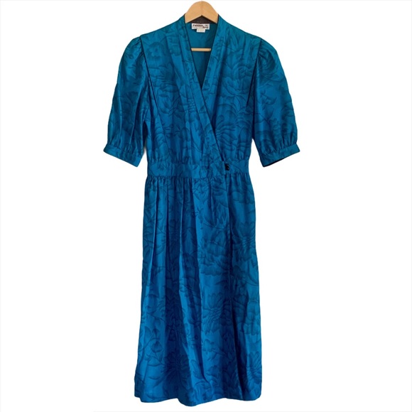 Vintage Floral Short Sleeve Wrap Dress Robbie Bee - Picture 11 of 12